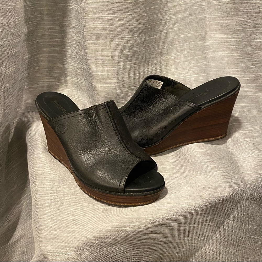 Black and brown leather wedges